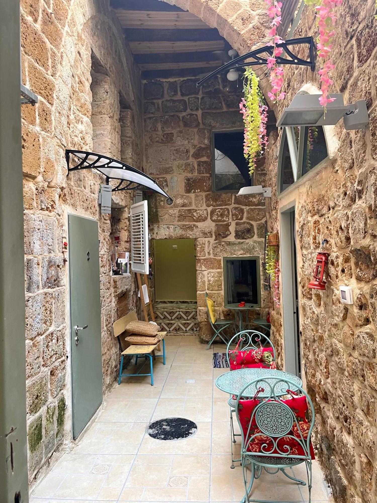 Hebi House Aparthotel Akko Bagian luar foto