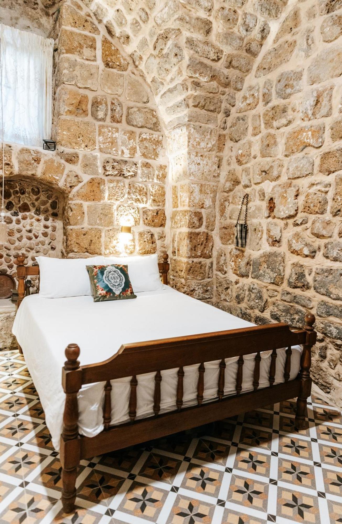 Hebi House Aparthotel Akko Bagian luar foto