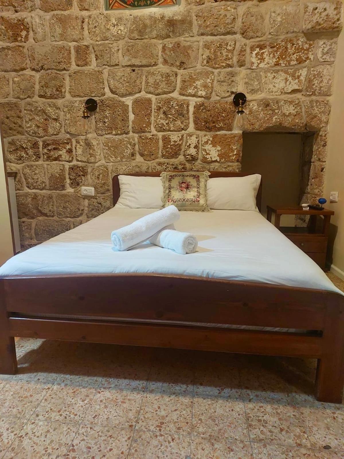 Hebi House Aparthotel Akko Bagian luar foto