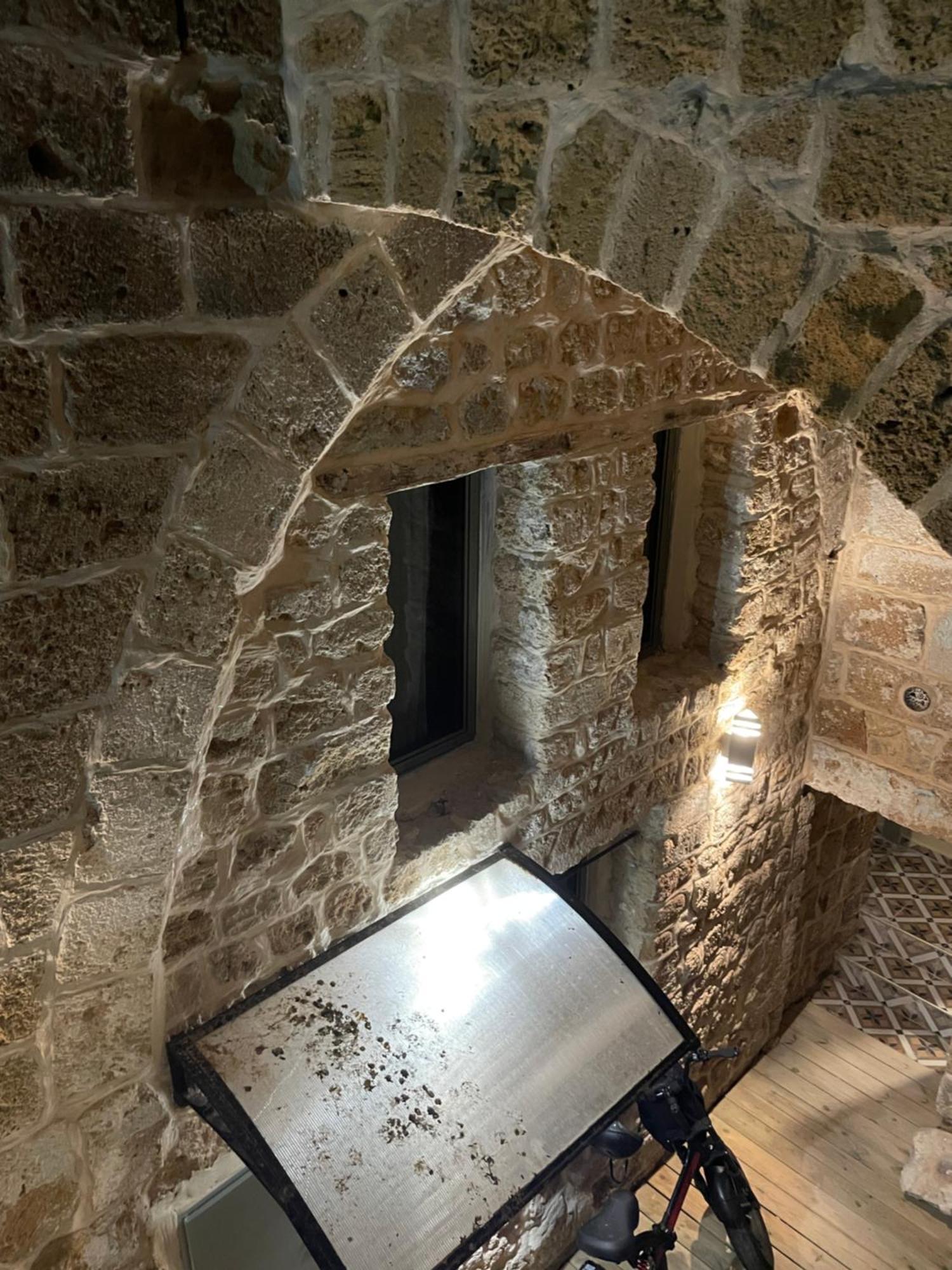 Hebi House Aparthotel Akko Bagian luar foto